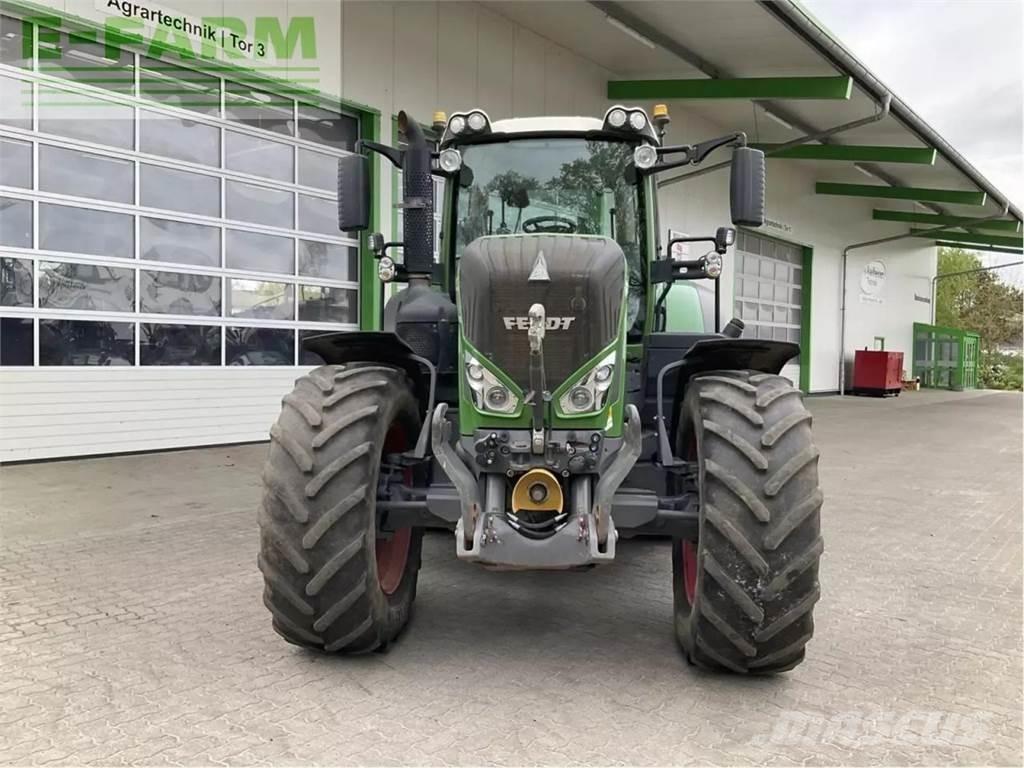 Fendt 826 vario s4 Трактори