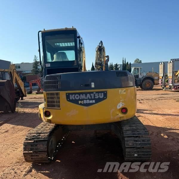 Komatsu PC88MR Середні екскаватори 7т. - 12т.