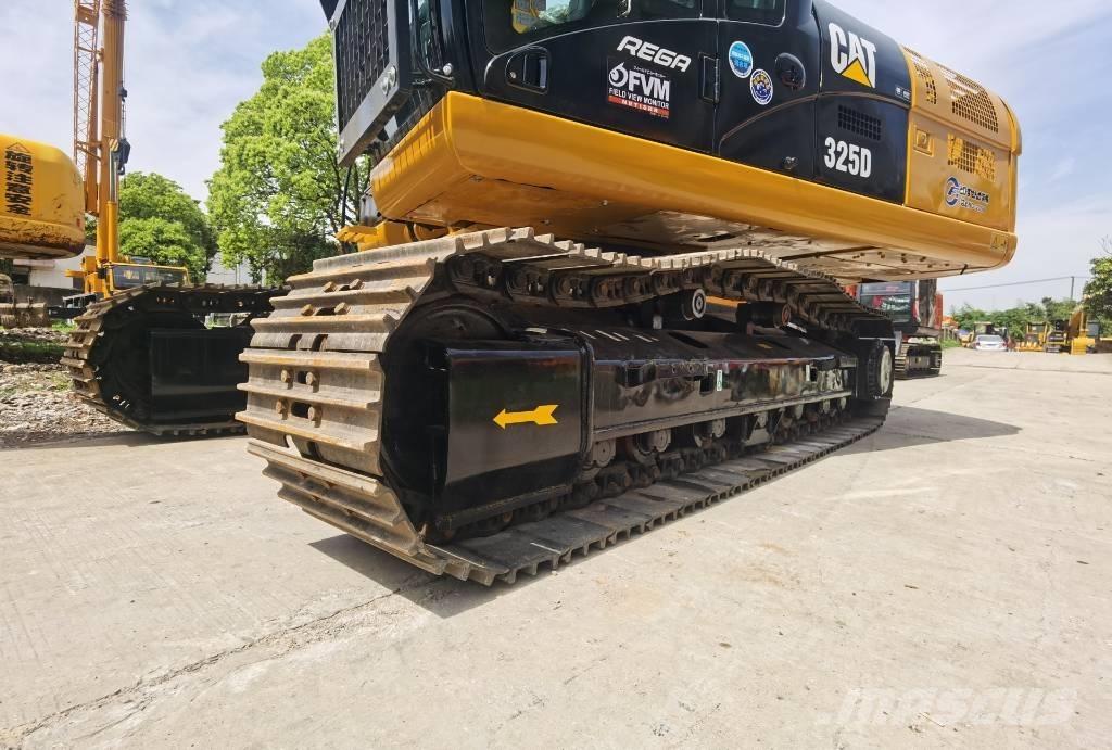CAT 325 D Гусеничні екскаватори