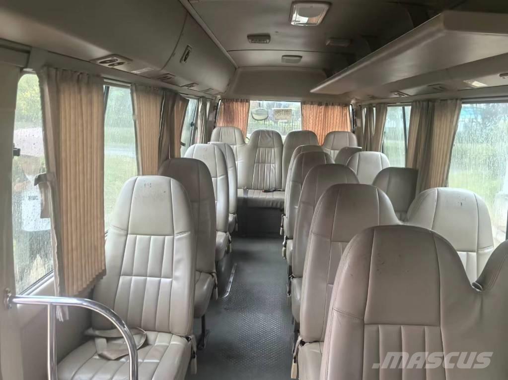 Toyota Coaster Міжміські автобуси
