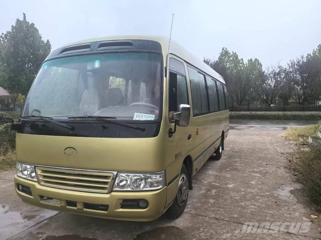 Toyota Coaster Міжміські автобуси