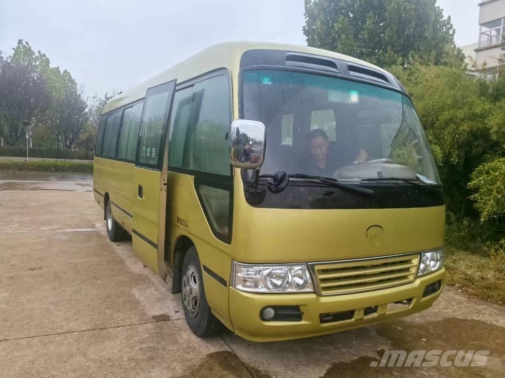 Toyota Coaster Міжміські автобуси