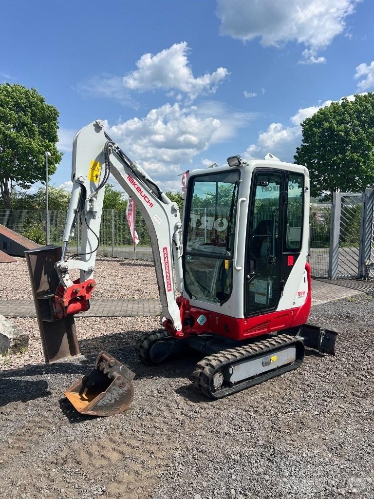 Takeuchi TB 216 Міні-екскаватори < 7т