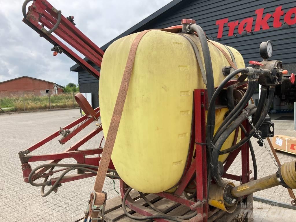 Hardi NK 600 Навісні обприскувачі