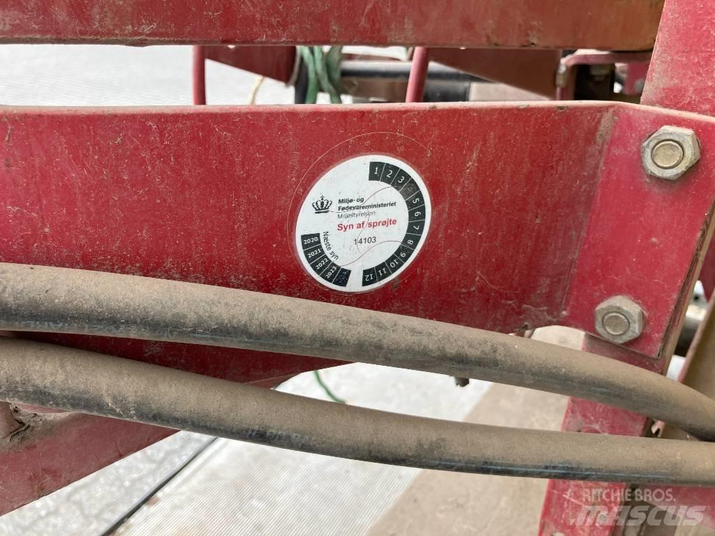 Hardi NK 600 Навісні обприскувачі