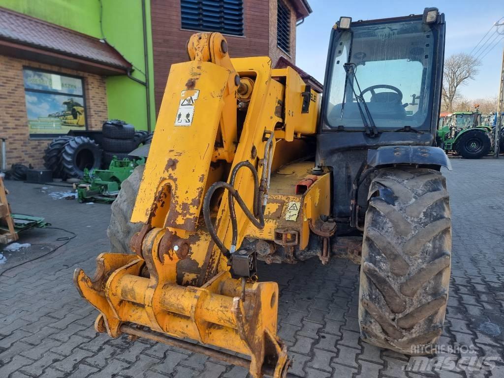 JCB 531-70 Телескопічні навантажувачі