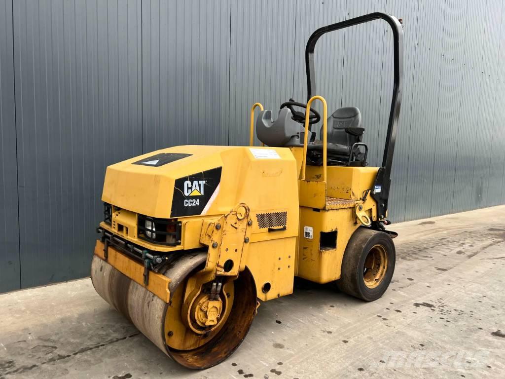 CAT CC24 Комбіновані катки