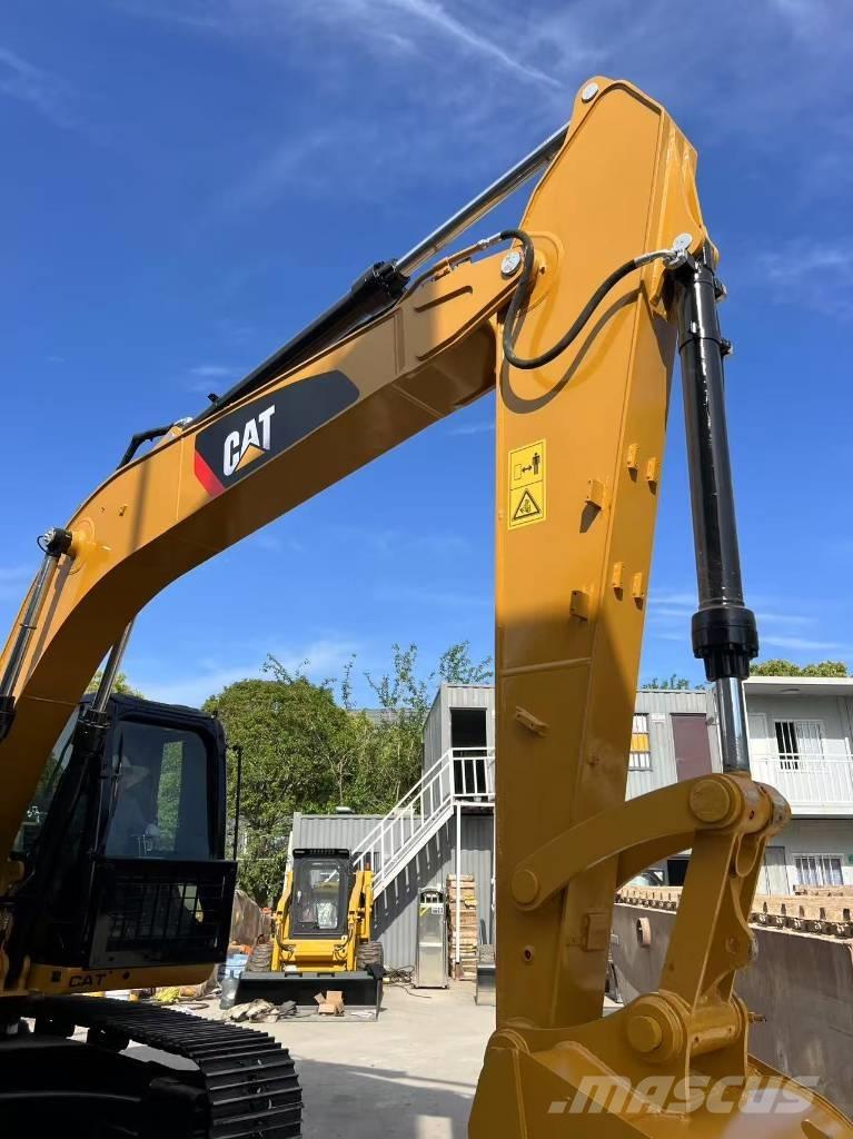 CAT 315 D Гусеничні екскаватори