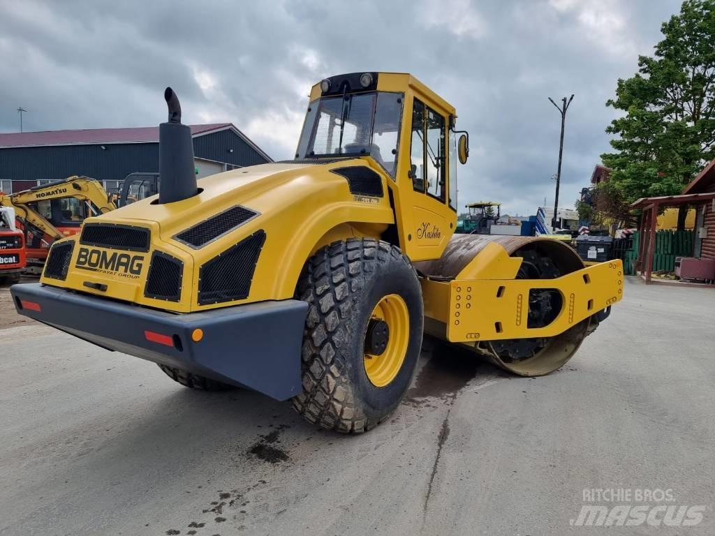 Bomag BW 213 D H-4 Грунтові котки