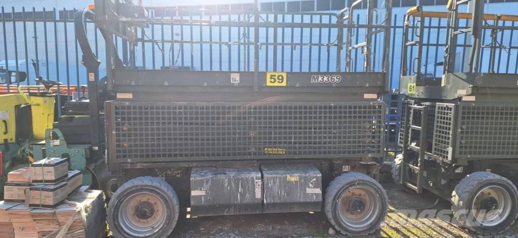 JLG M 3369 Підйомники-ножиці