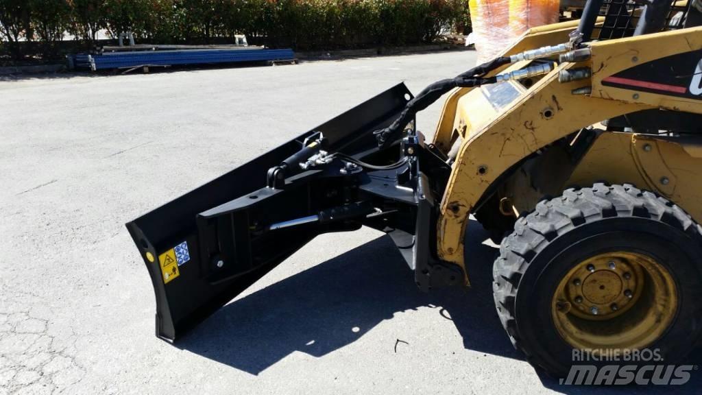 M3 Tilt dozer blade Складська техніка - Інші