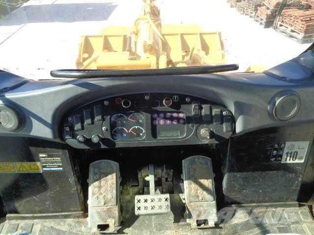 CAT 963 C II Гусеничні вантажники