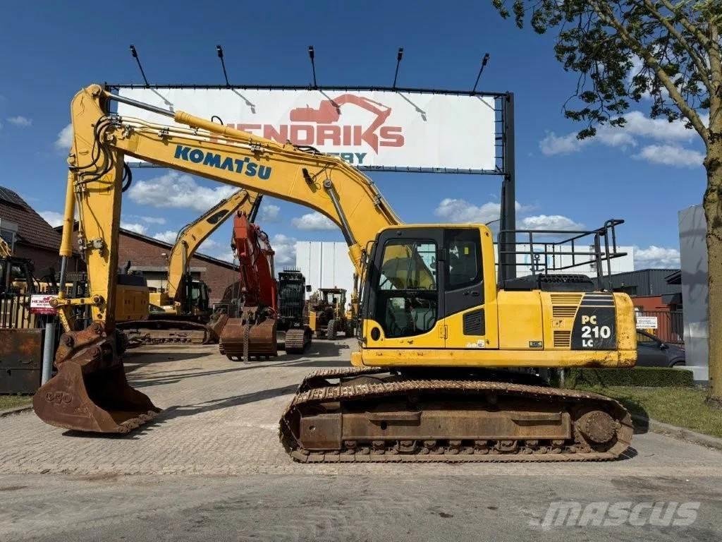 Komatsu PC210LC-8 Гусеничні екскаватори
