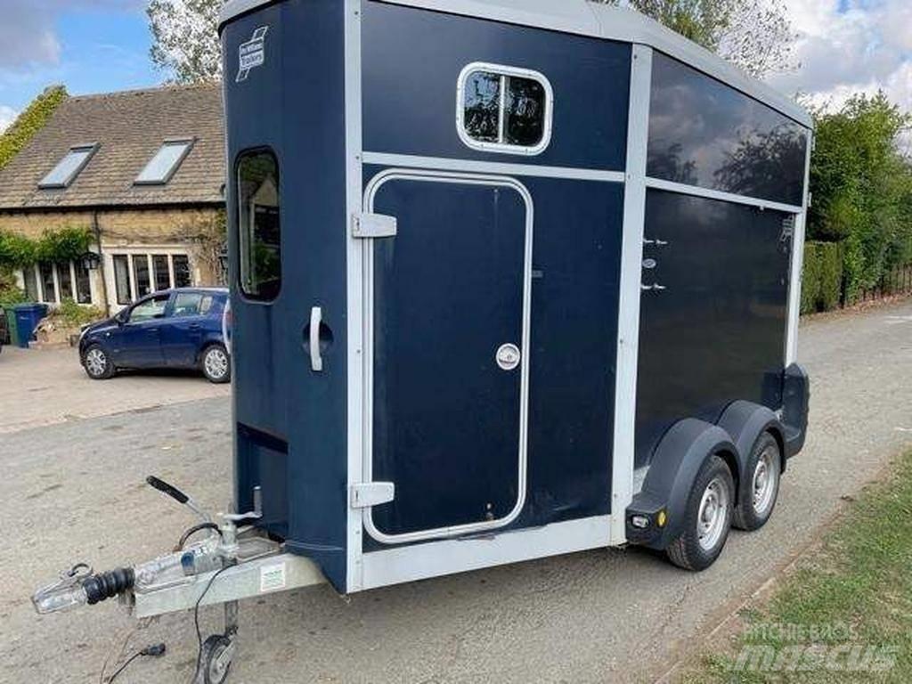 Ifor Williams HB 511 Трейлери для транспортування тварин