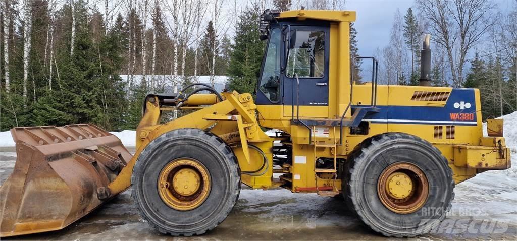 Komatsu WA380 Фронтальні навантажувачі