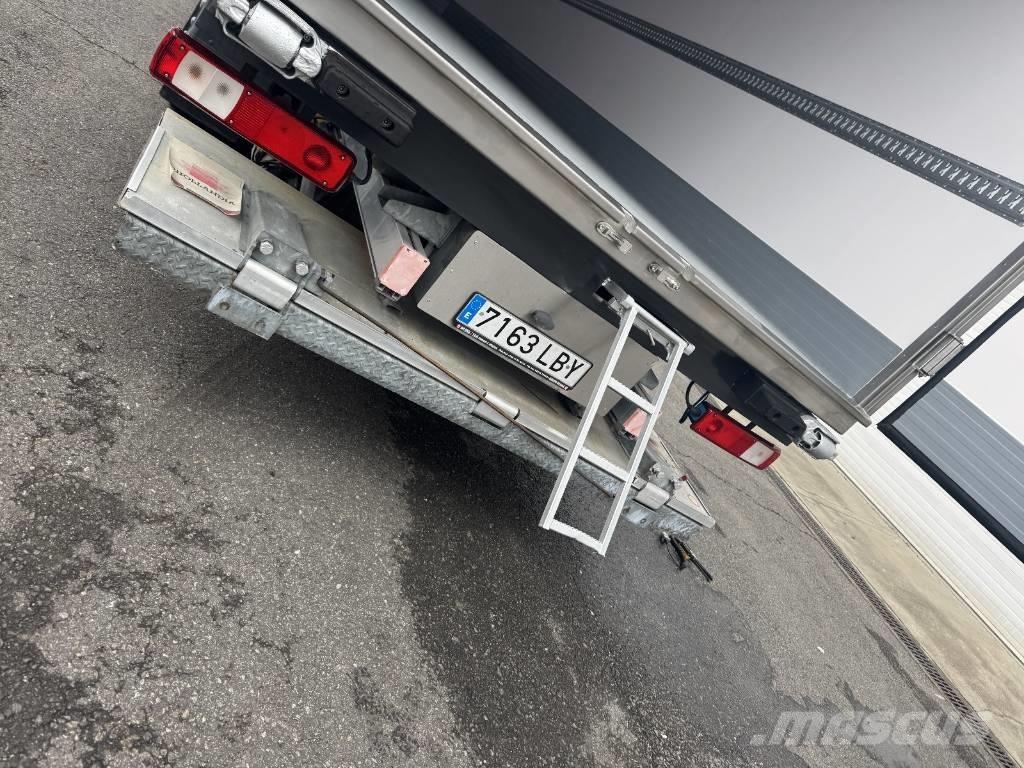 Renault D 26 Wide Рефрижератори