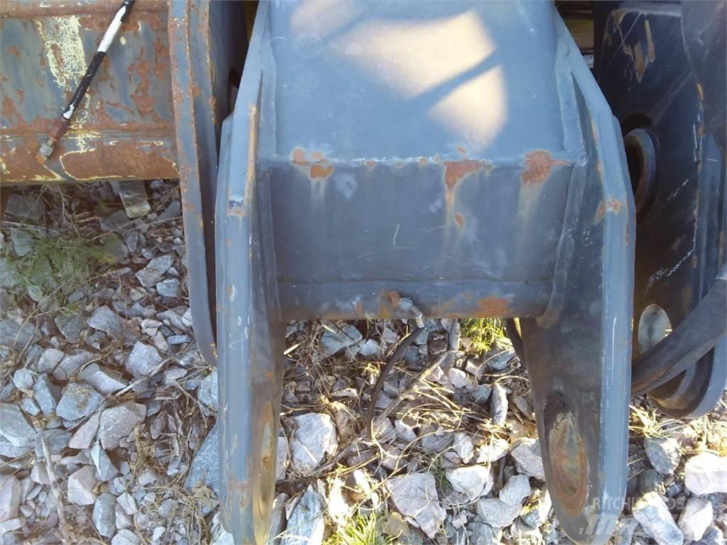 John Deere 210 Крани лісозаготівельних машин