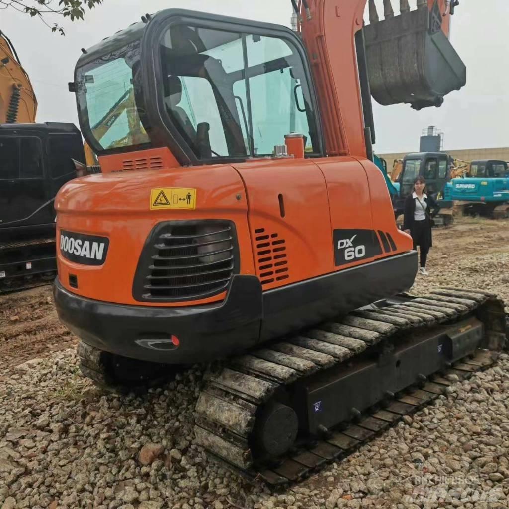 Doosan DX60 Міні-екскаватори < 7т