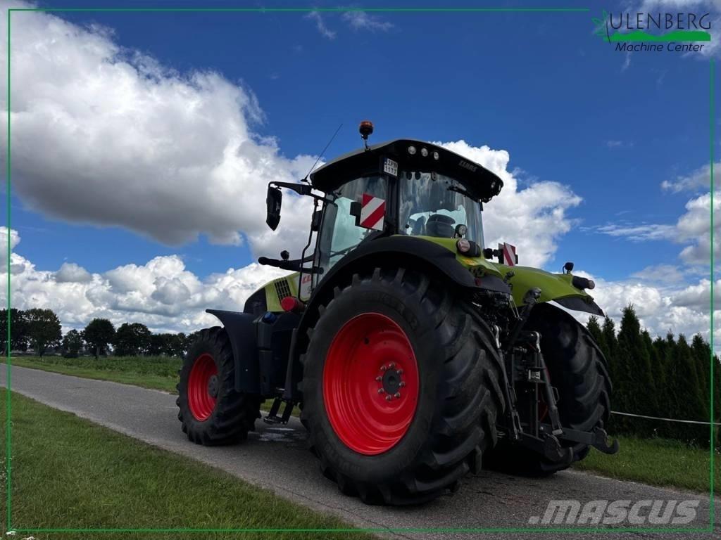 CLAAS Axion 800 Трактори