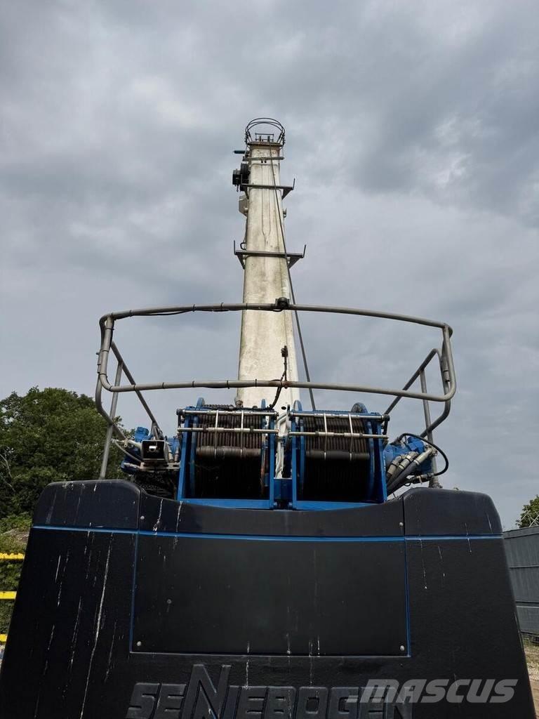Sennebogen 653 Гусеничні крани