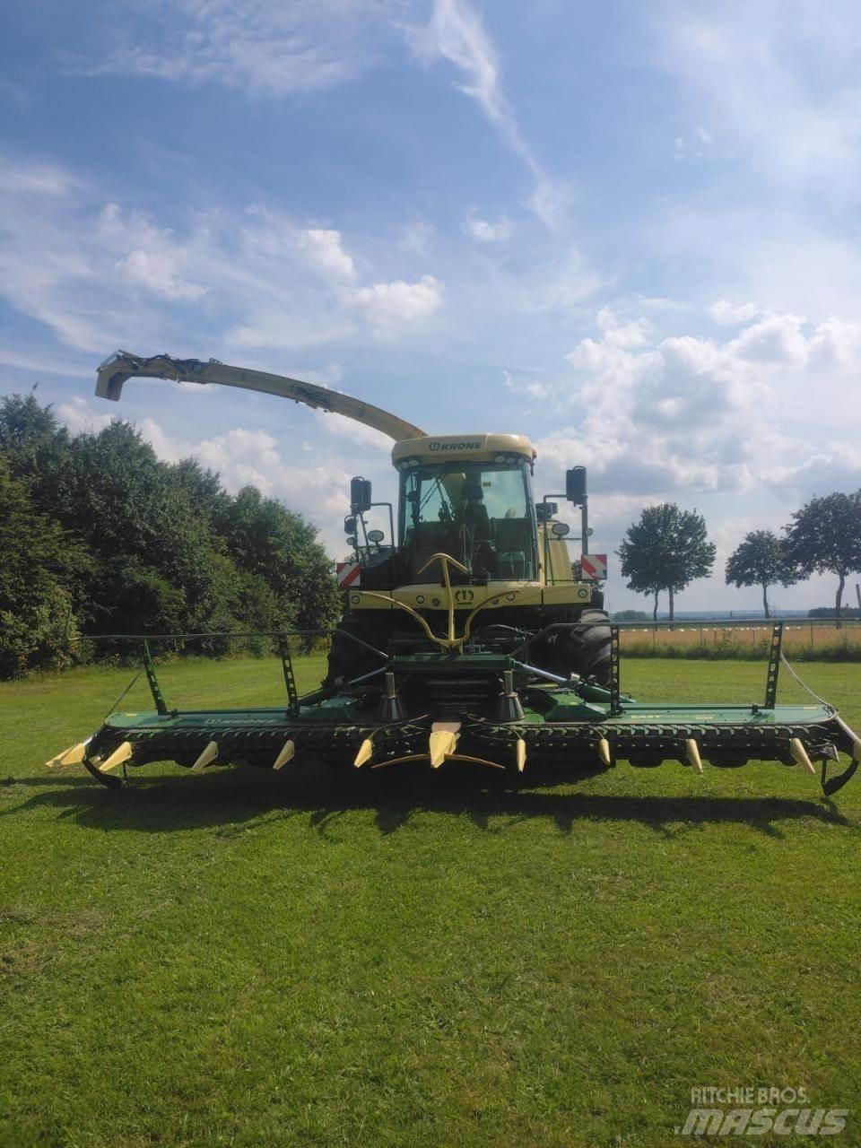 Krone Big X 700 Кормозбиральні комбайни