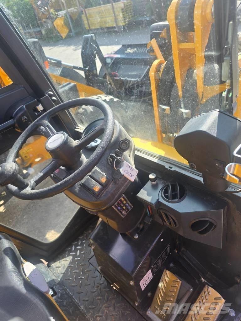Schäffer 2428 SLT Міні-навантажувачі