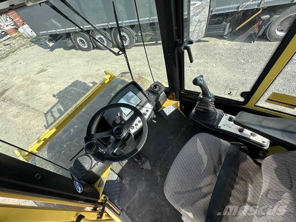 Bomag BW213-DH4 Грунтові котки