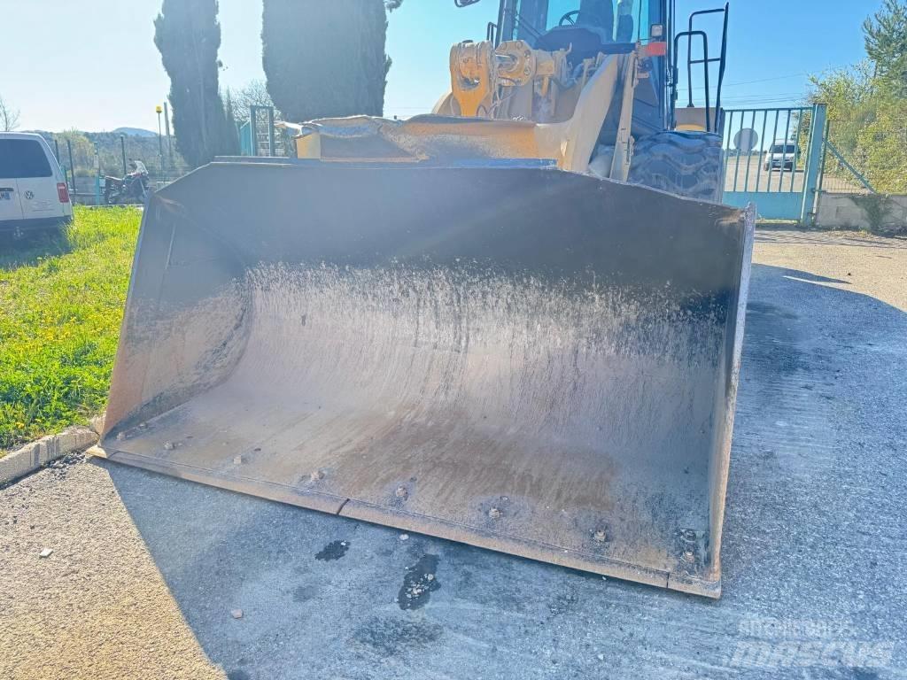 CAT 962 G II Фронтальні навантажувачі