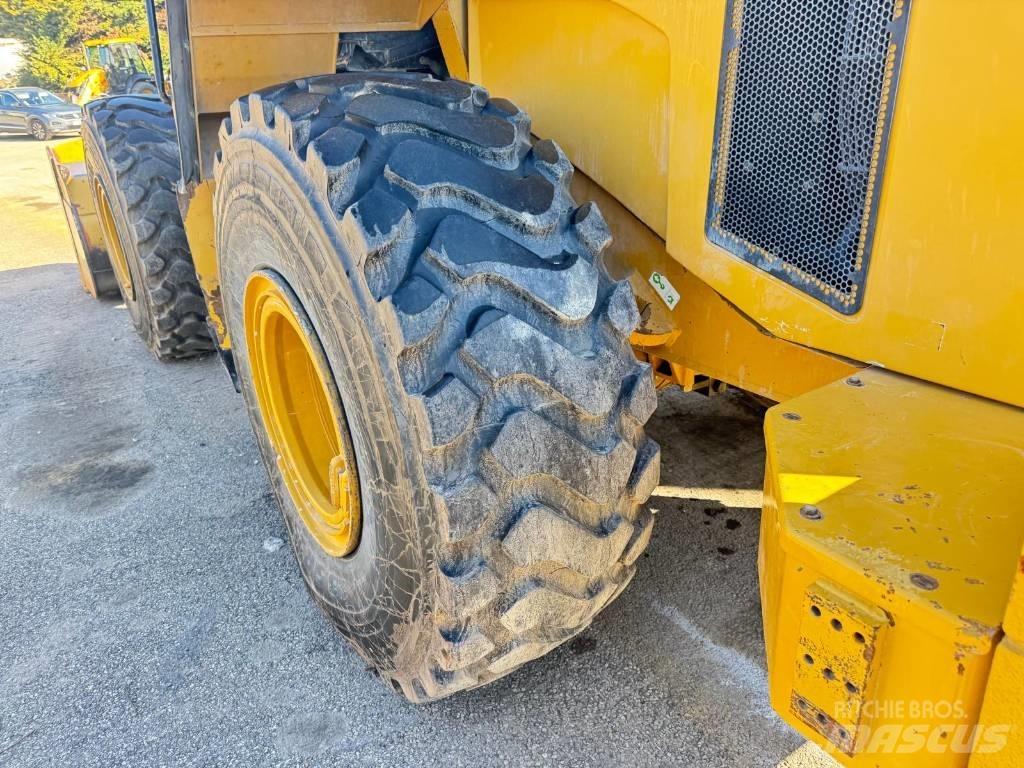 CAT 962 G II Фронтальні навантажувачі