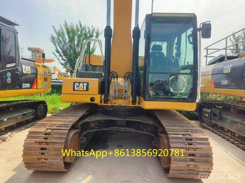 CAT 320 Гусеничні екскаватори