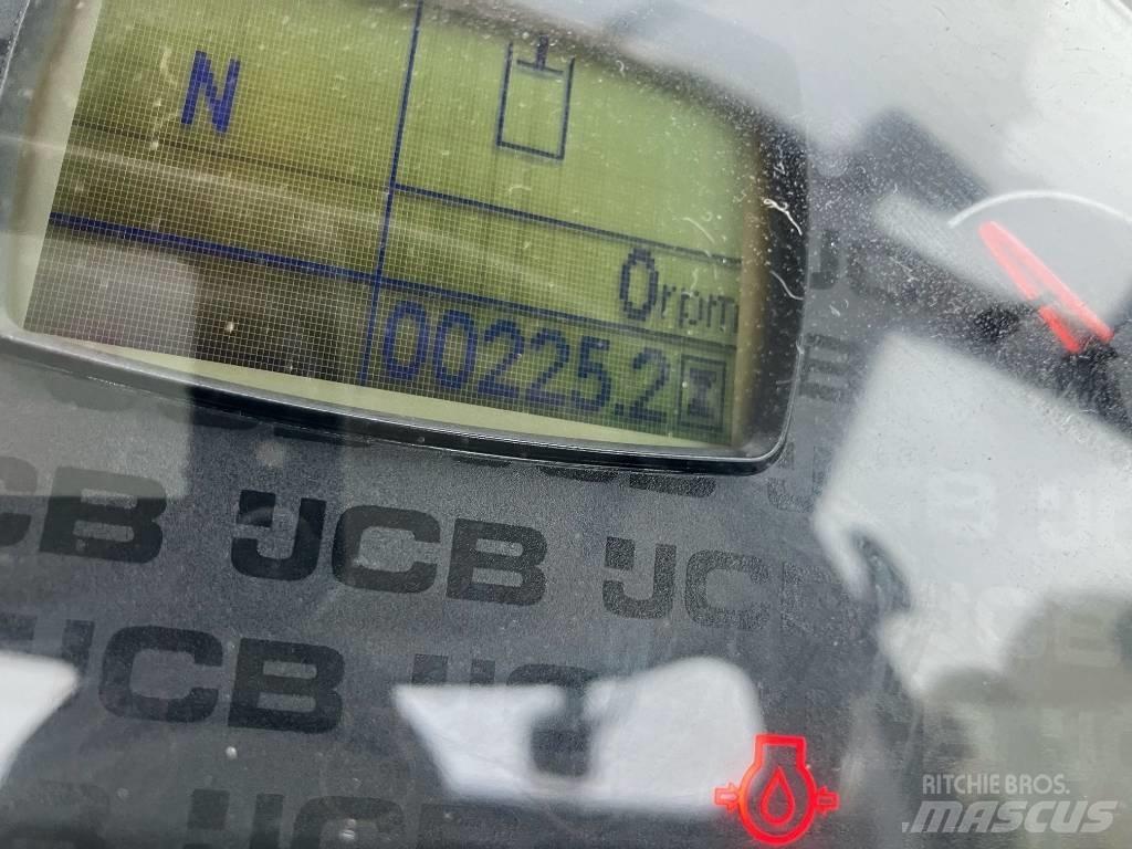 JCB 409 Фронтальні навантажувачі