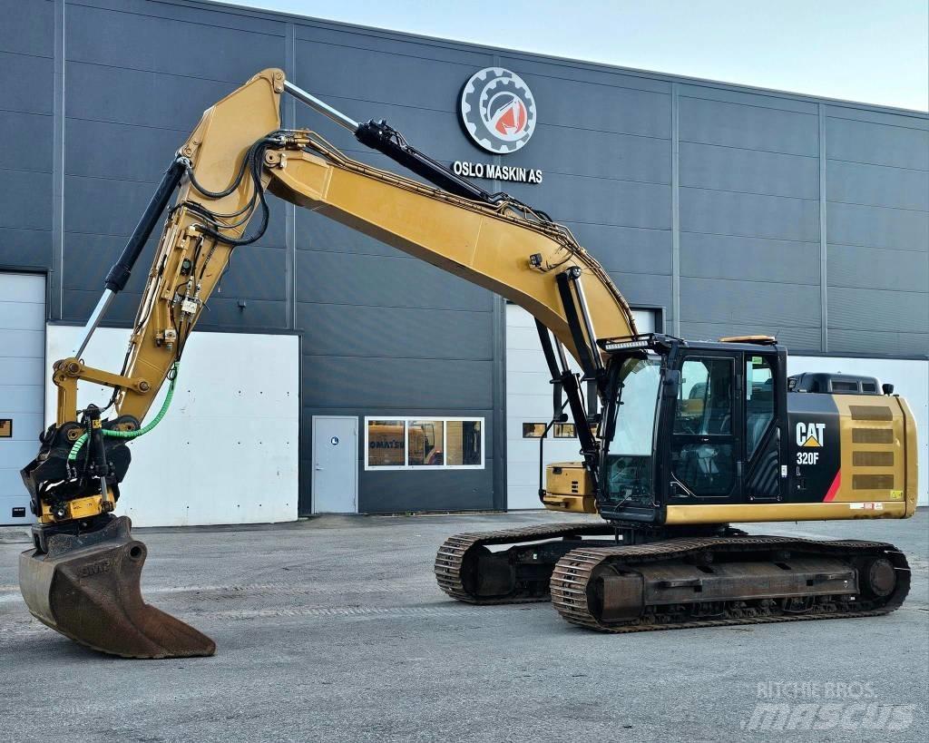 CAT 320 FL Гусеничні екскаватори