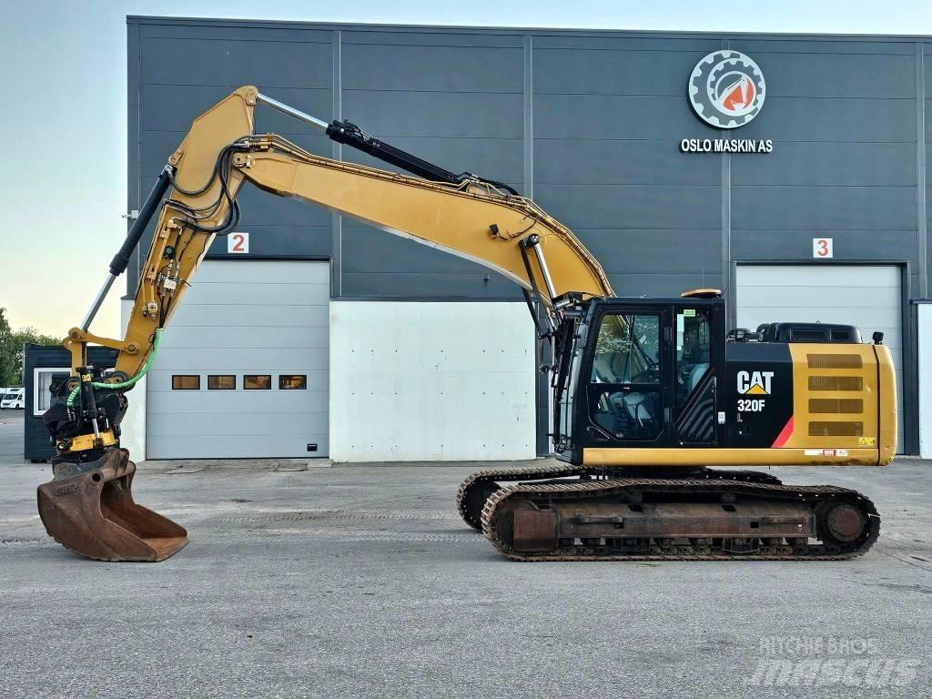 CAT 320 FL Гусеничні екскаватори