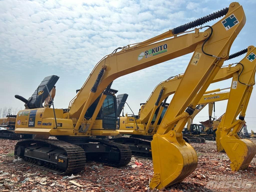 Komatsu PC 200-8 Гусеничні екскаватори