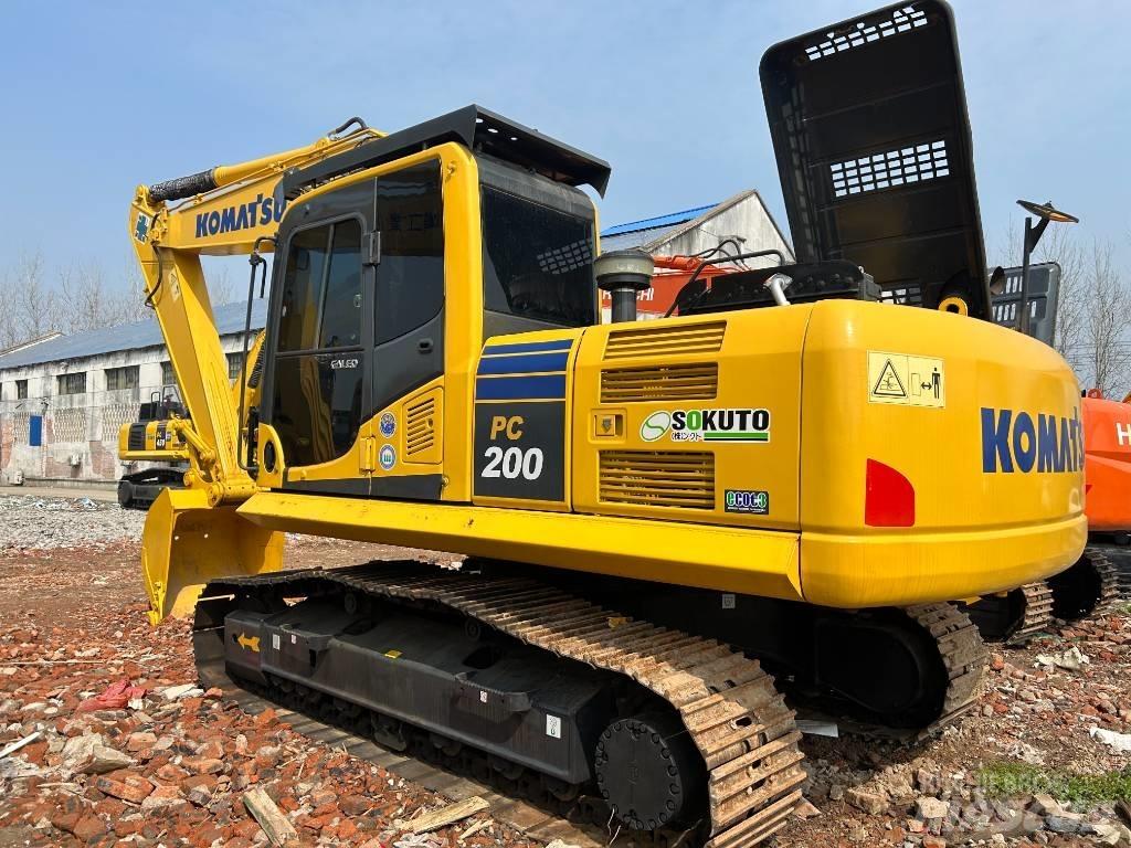 Komatsu PC 200-8 Гусеничні екскаватори