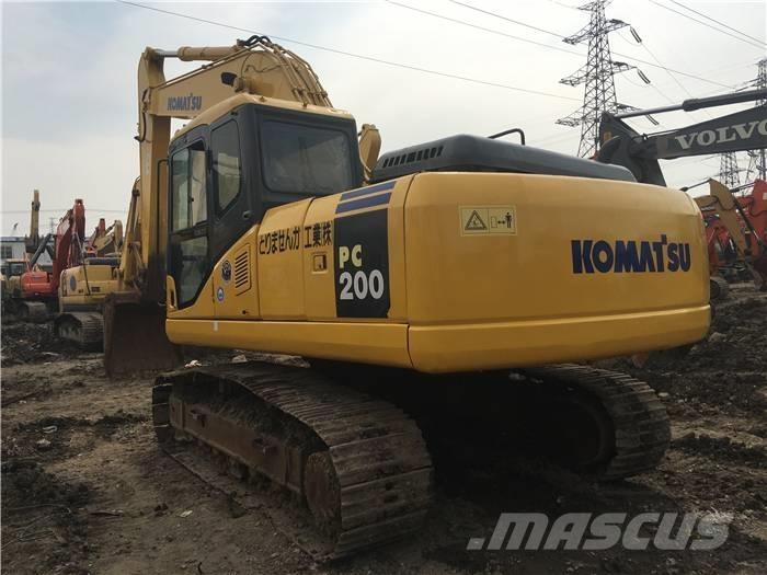 Komatsu PC 200-7 Гусеничні екскаватори