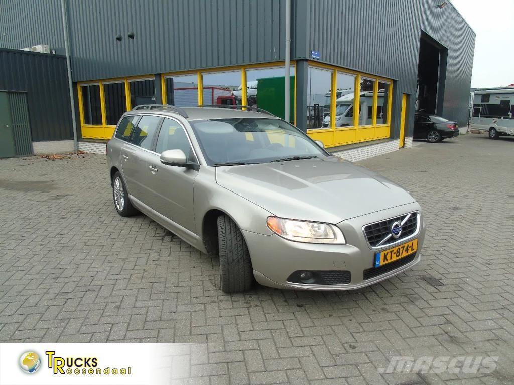 Volvo V70 + manual Автомобілі