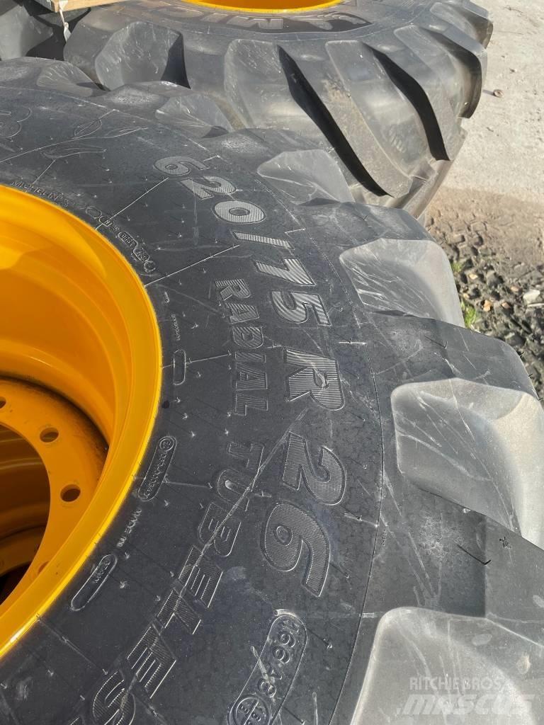 Michelin 620/75R26 Шини