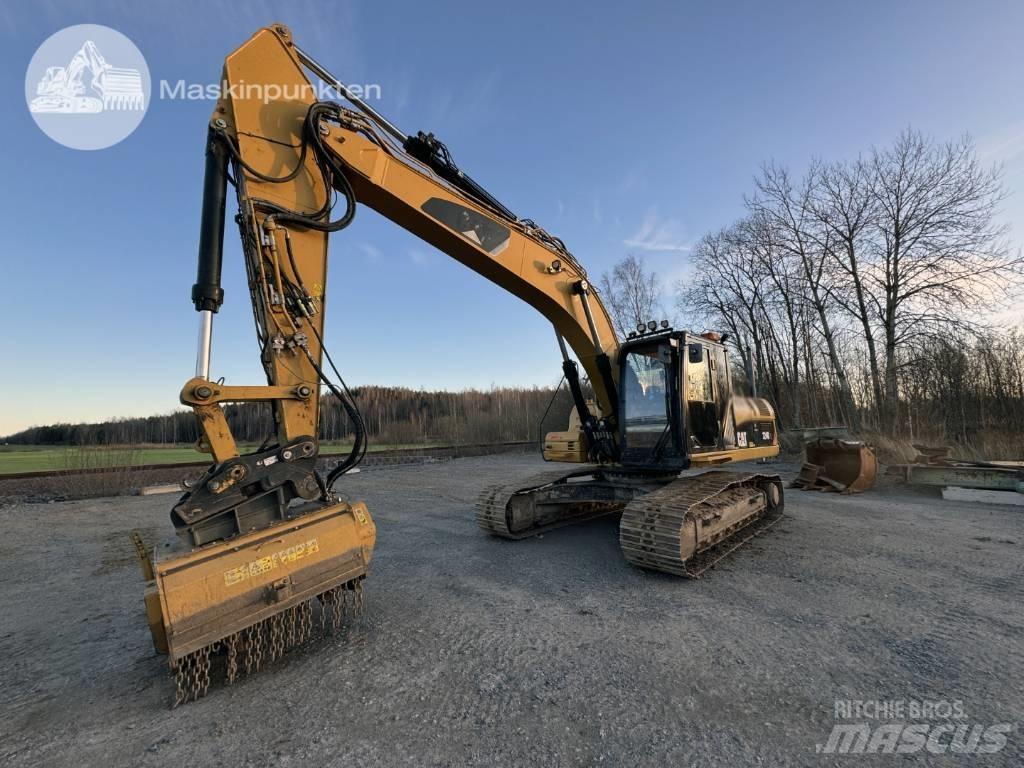 CAT 324 D L Гусеничні екскаватори