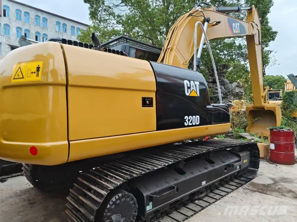 CAT 320 D Гусеничні екскаватори
