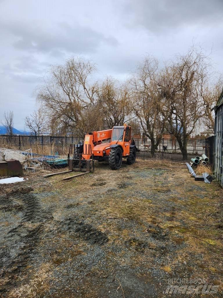 JLG Skytrack Телескопічні навантажувачі