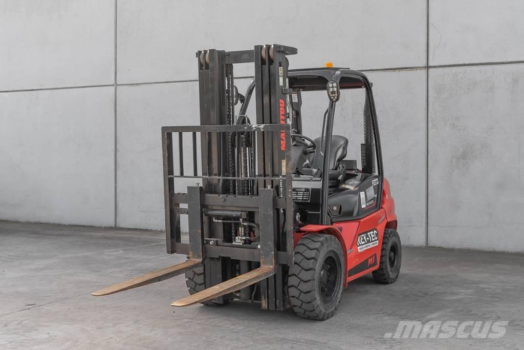 Manitou MI 30 D Дизельні навантажувачі