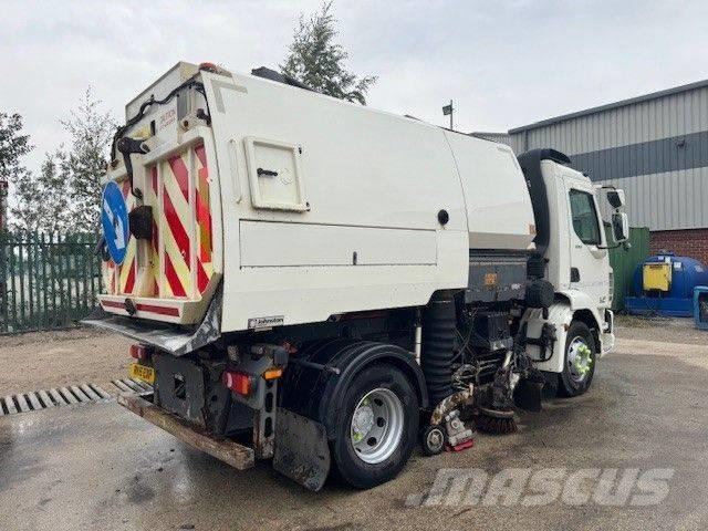 DAF LF 220 Прибиральні машини