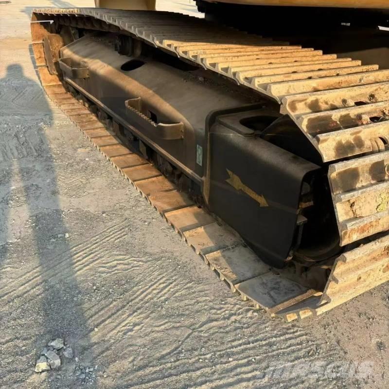 CAT 312 Гусеничні екскаватори