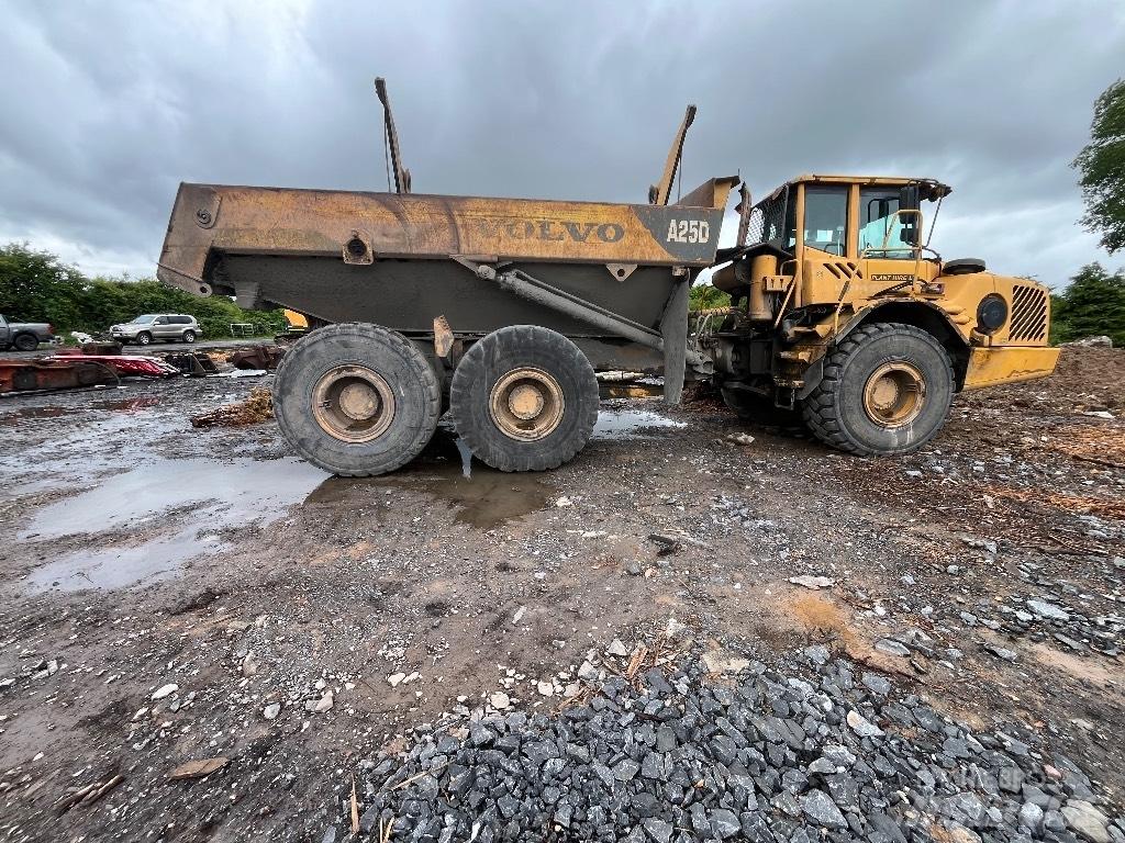 Volvo A 25 D Зчленовані самоскиди