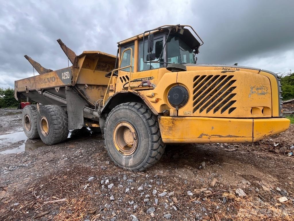 Volvo A 25 D Зчленовані самоскиди