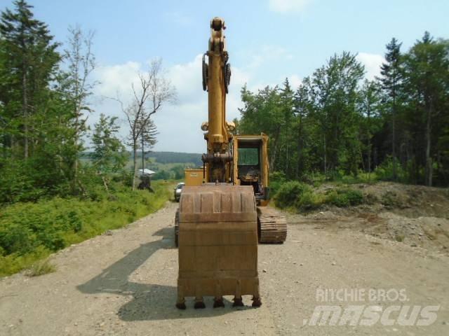 CAT 215 Гусеничні екскаватори