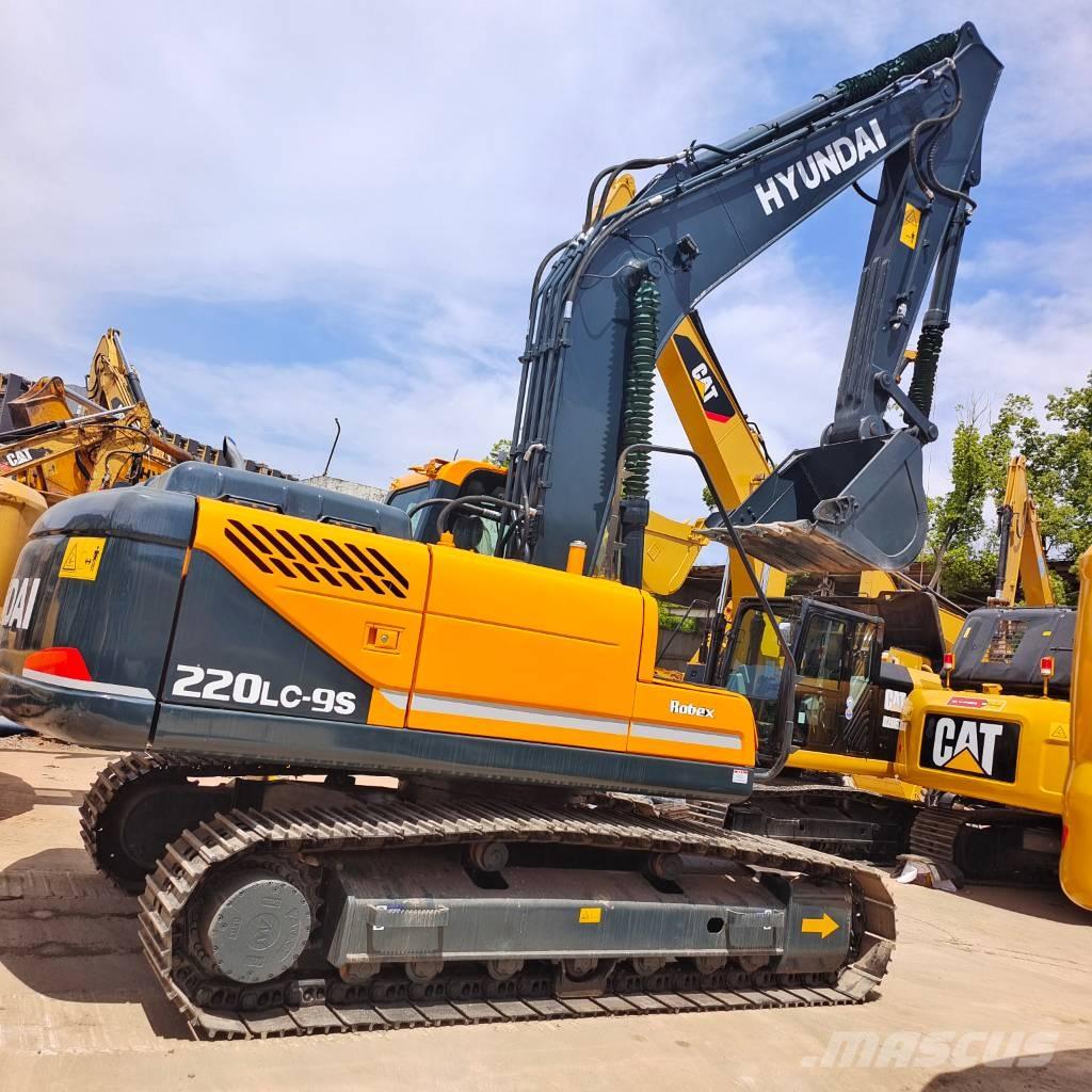 Hyundai 220LC-9S Гусеничні екскаватори