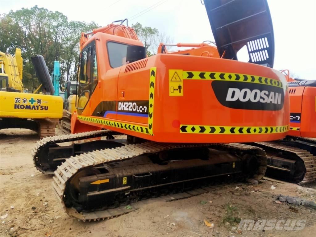 Doosan DH220LC-7 Гусеничні екскаватори