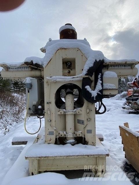 Putzmeister Pedestal Бетононасоси